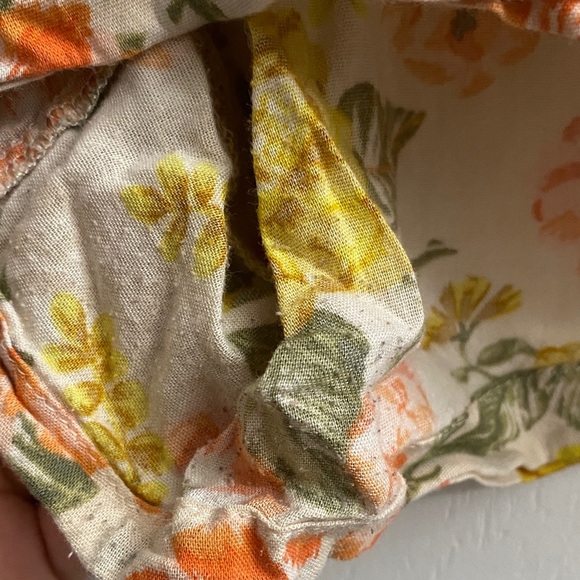 Old Navy Floral Women Shorts - Orange and Yellow - Picture 4 of 5